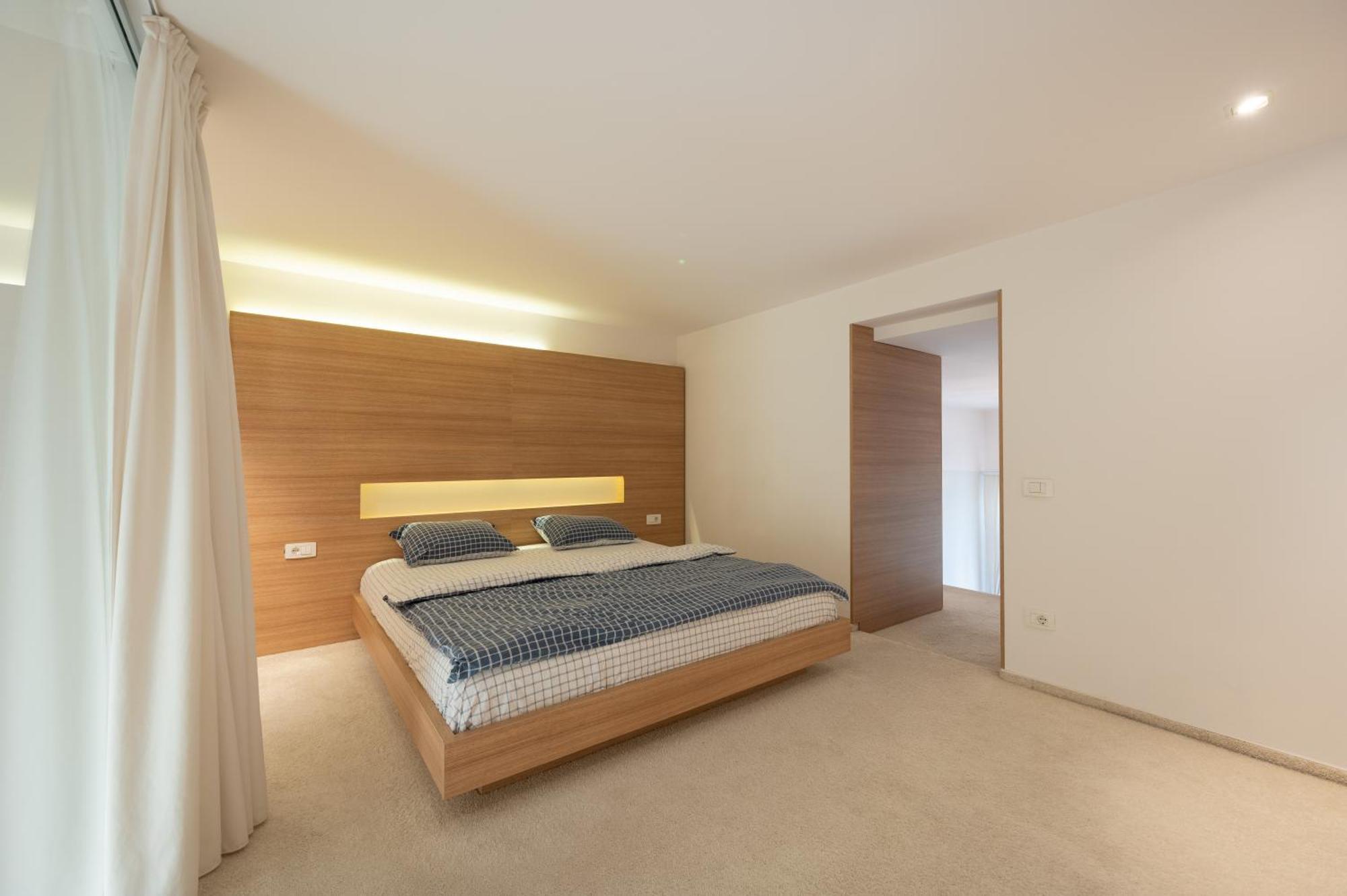 O-zone Luxury Apartment